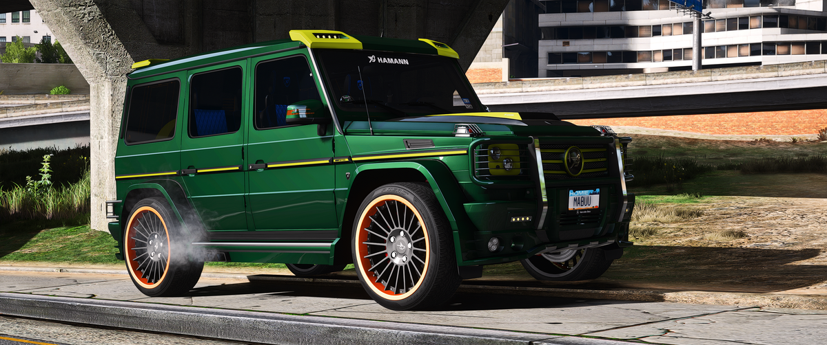 Mercedes Benz G63 W463 Front View